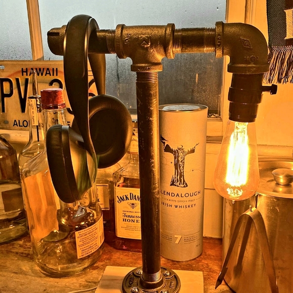 Industrial Table Lamp & Stand (for headphones) - Picture 7 of 11